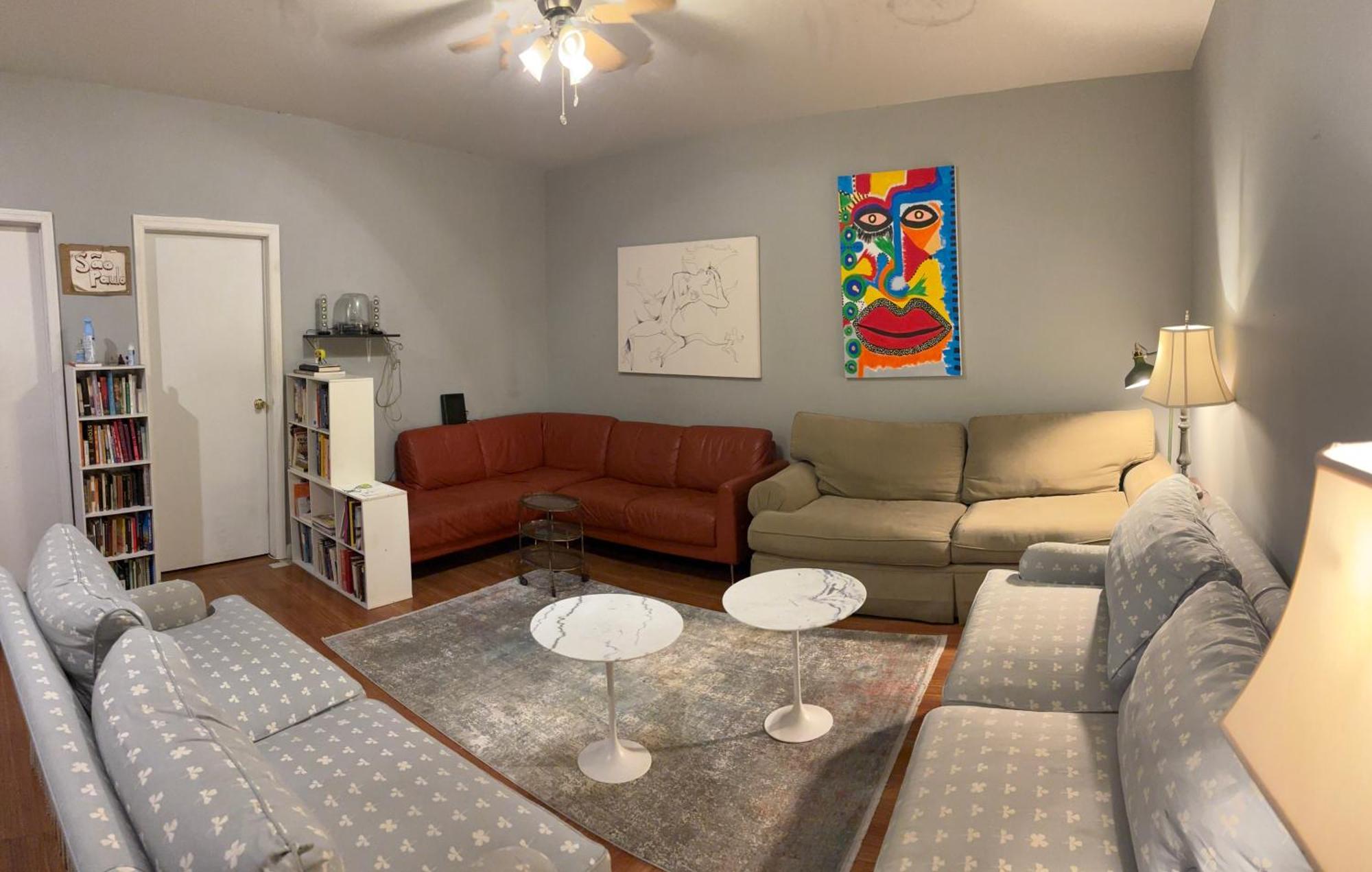 Homestay Cozy Brooklyn Home, Private In Host Shared
